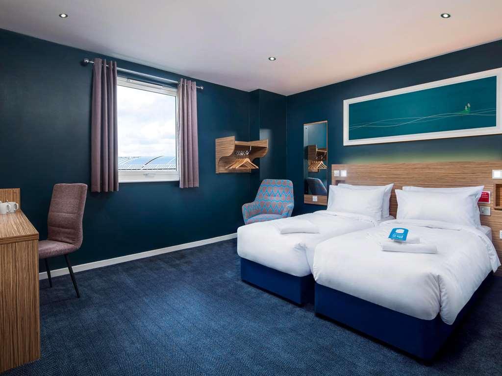Travelodge Liverpool Stonedale Park Quarto foto